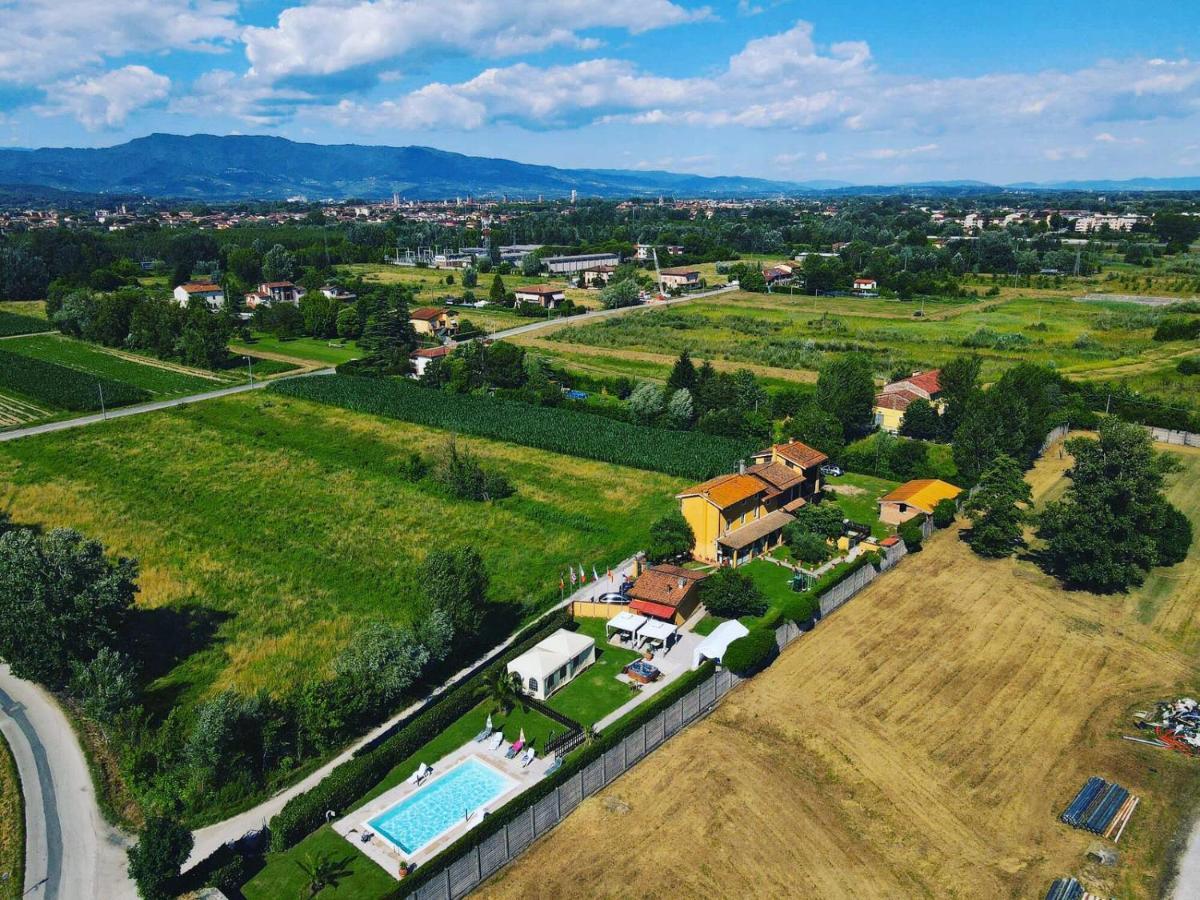 Agriturismo La Conte Лукка Экстерьер фото